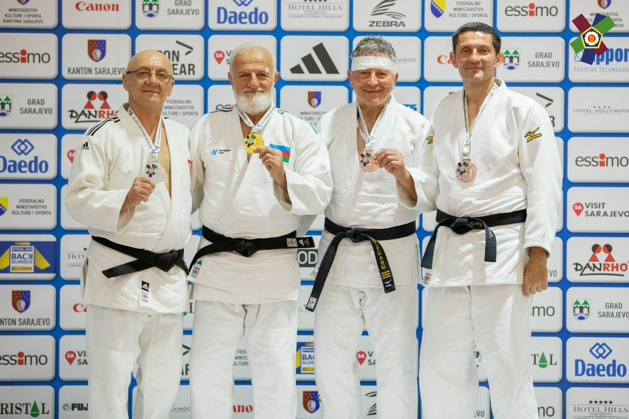 Usta cüdoçularımız Avropa çempionatını 10 medalla başa vurdular